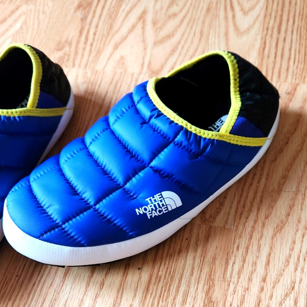 Men's Northface thermoball mule sneakers